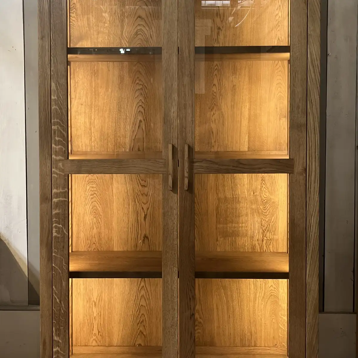 Armoire vitrine