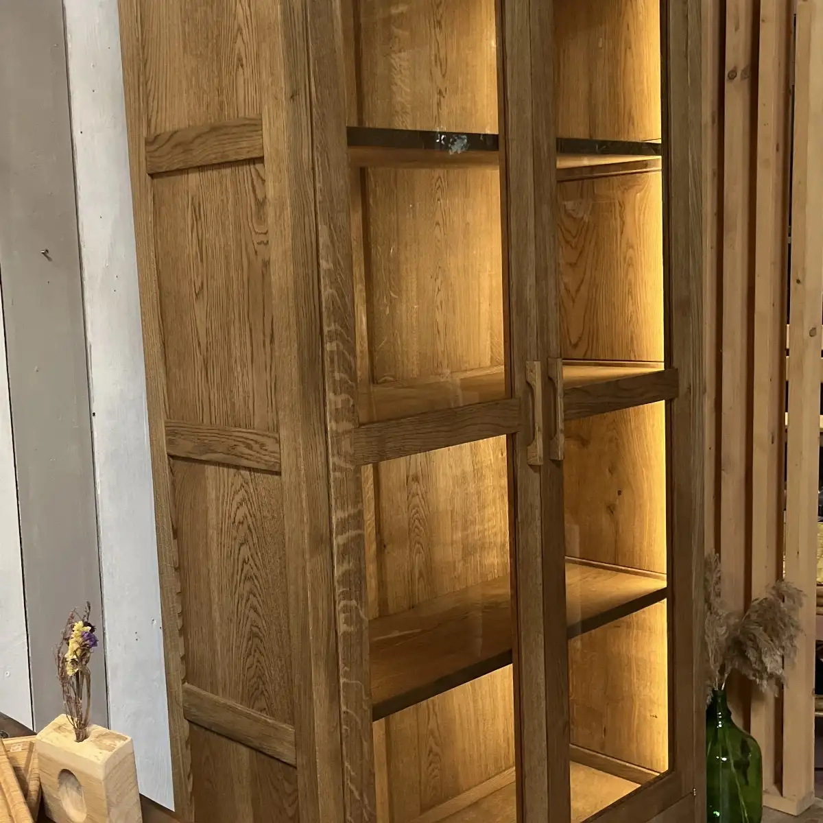 Armoire vitrine
